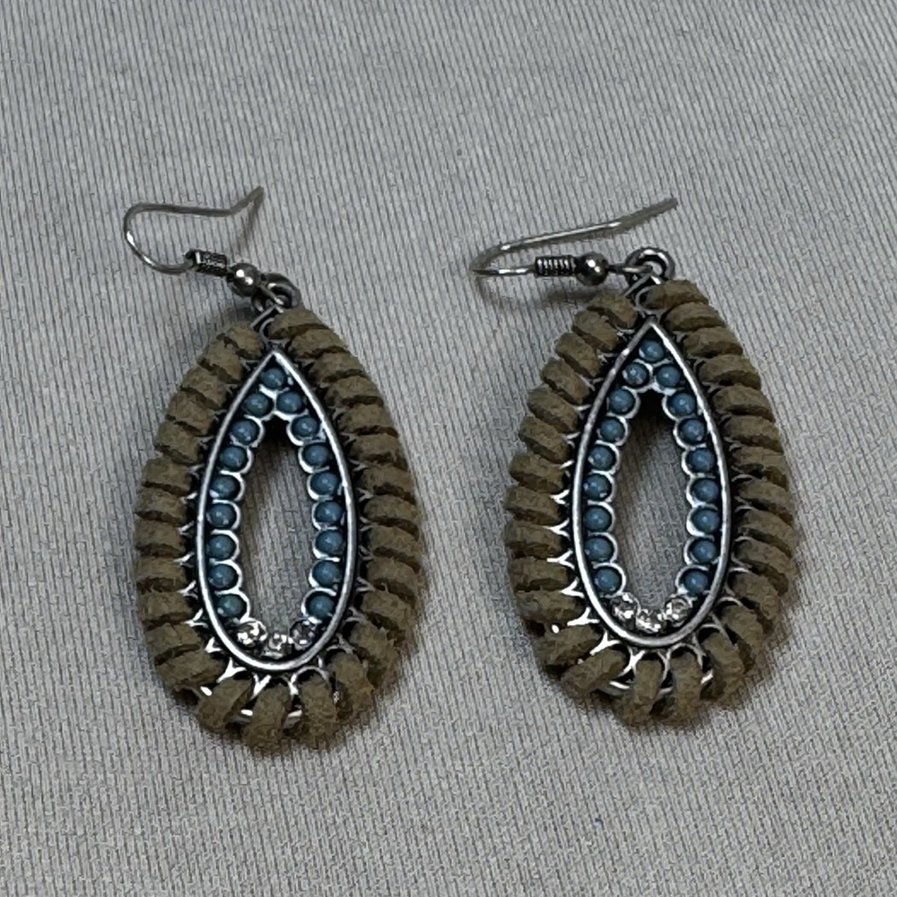 Silver Tone Tear Drop Boho Earrings Wrapped Leather Blue Beads‎